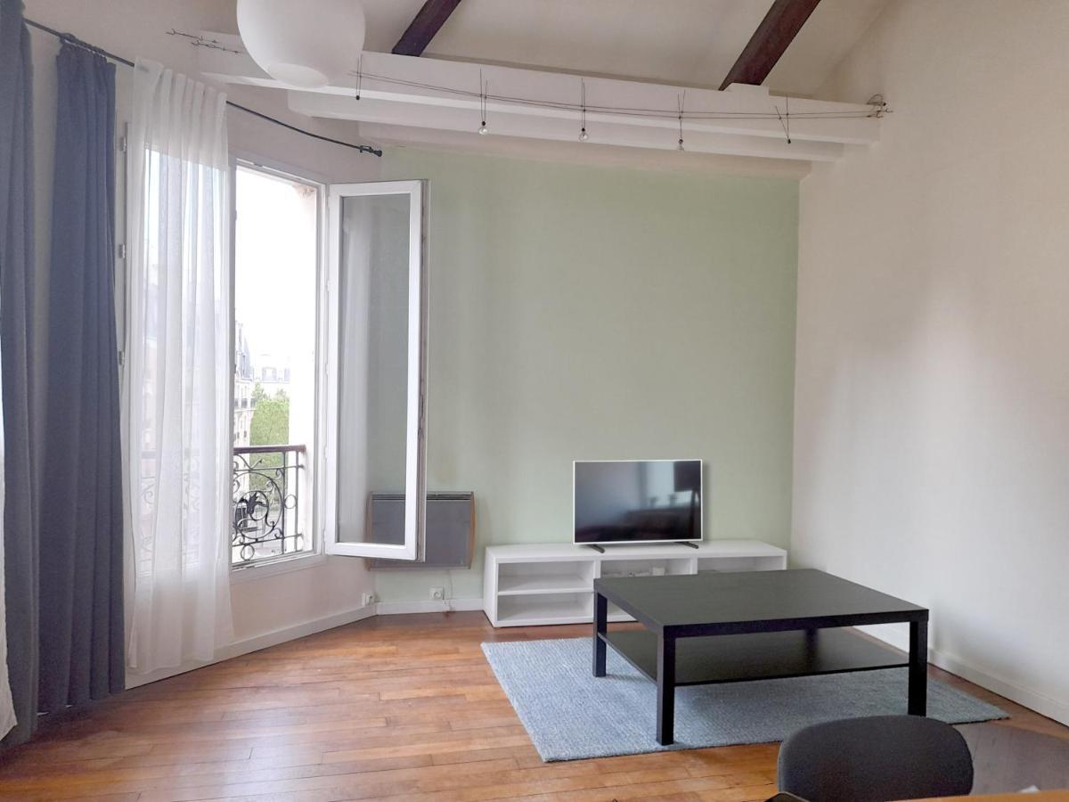 Un Appartement Typique Parisien / A Typical Parisian Apartment Exteriör bild