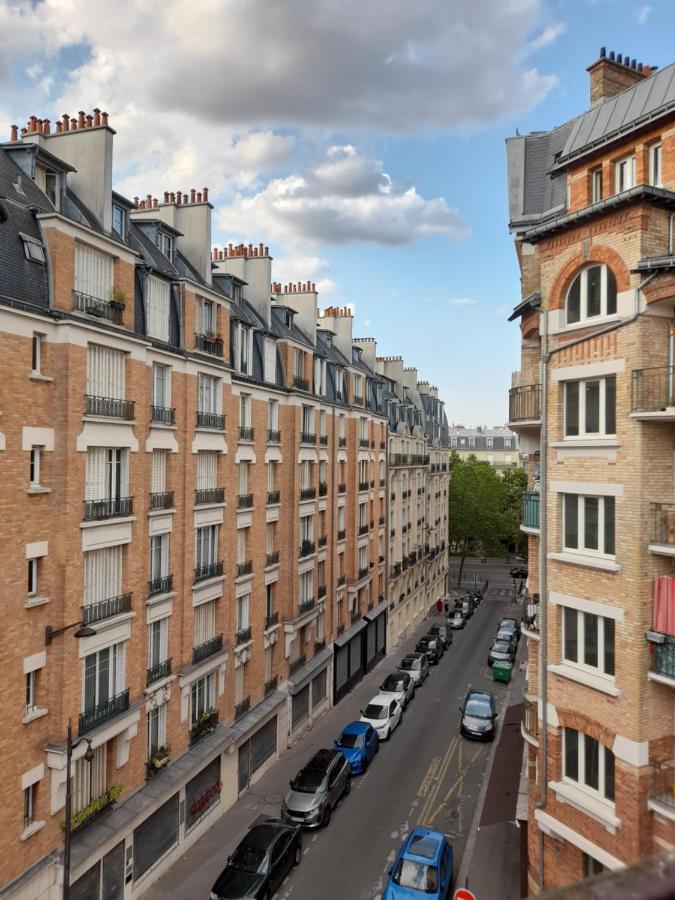 Un Appartement Typique Parisien / A Typical Parisian Apartment Exteriör bild